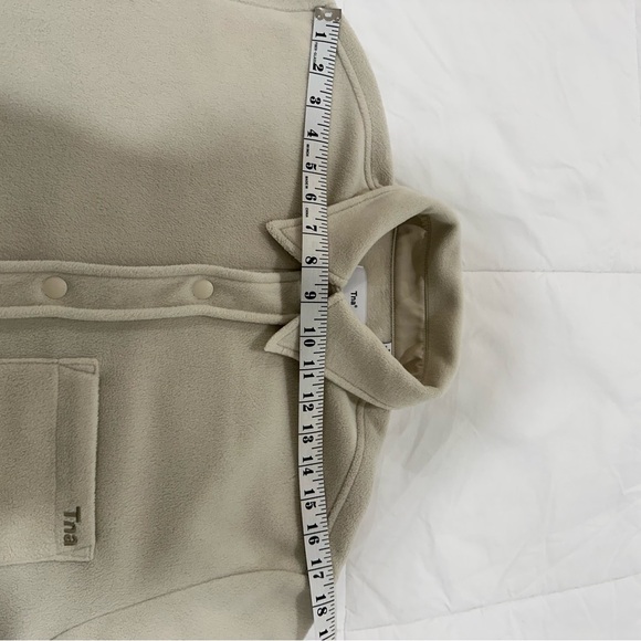 Aritzia Tna Polar Shirt Jacket Size S Off-White/Beige Womens Fleece Button Up - Picture 13 of 16